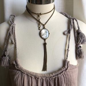 ✨Long, mother of pearl, pendant necklace, tassel.